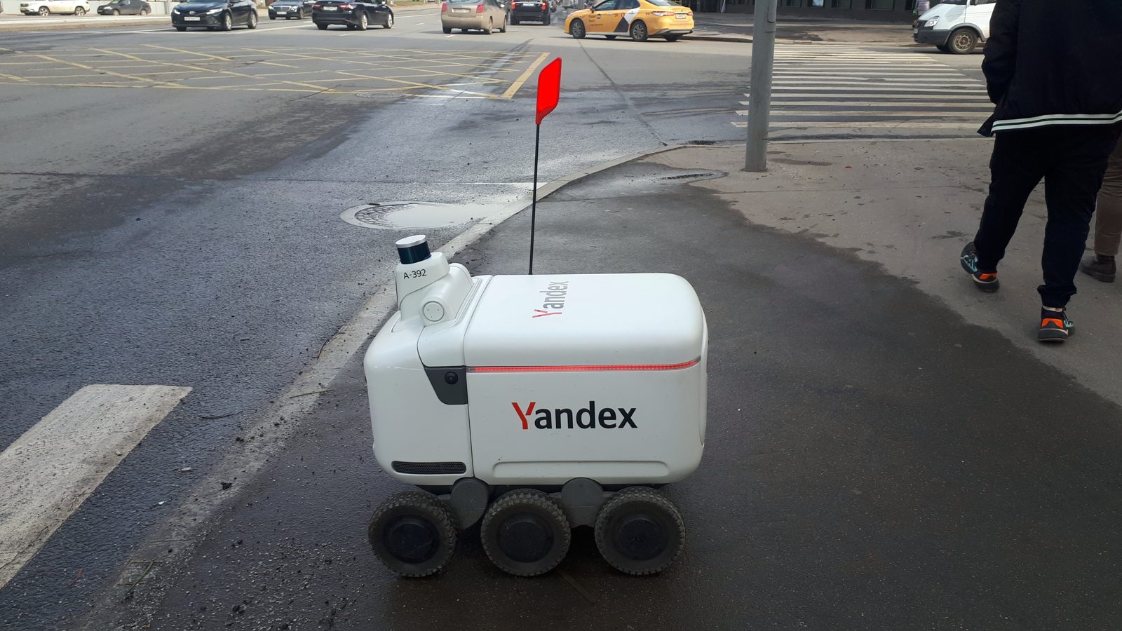 Yandex delivery robot on a Russian street
